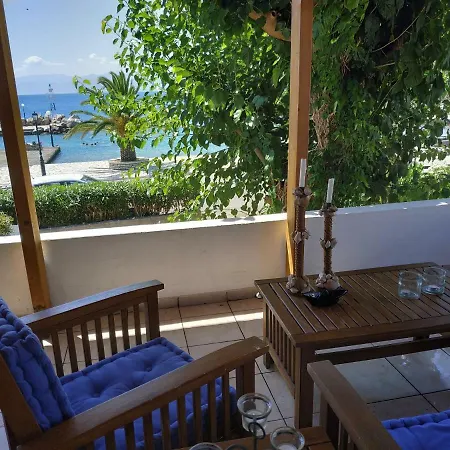 Holiday home In Front Of The Sea Marathias (Fokida)